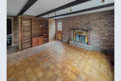 4 Hadlar Dr, Clinton Township, NJ 08833 - Photo 10