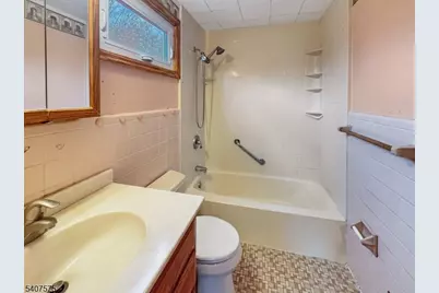 4 Hadlar Dr, Clinton Township, NJ 08833 - Photo 20