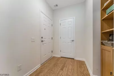 29 Bressler Road, Raritan Township, NJ 08822 - Photo 2