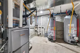 275 Claremont Ave, Jersey City, NJ 07305 - Photo 26