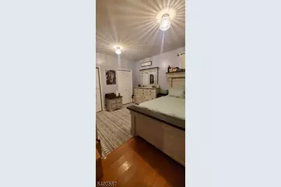 24 Farrington St, Union Township, NJ 07088 - Photo 10