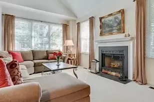 8 Harrow Ln, Bedminster Township, NJ 07921 - Photo 4