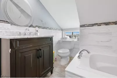 695 Ridge St, Newark, NJ 07104 - Photo 28