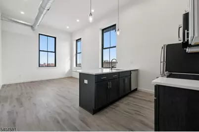 70 Roseville Ave, Newark, NJ 07107 - Photo 1