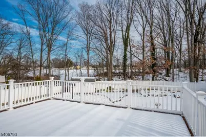 16 Peake Rd, Edison Twp., NJ 08837 - Photo 32