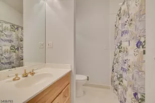 16 Peake Rd, Edison Twp., NJ 08837 - Photo 24