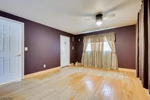 16 Peake Rd, Edison Twp., NJ 08837 - Photo 20