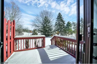 269 Spruce Ct, Raritan Township, NJ 08822 - Photo 8