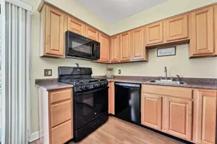 269 Spruce Ct, Raritan Township, NJ 08822 - Photo 6