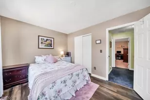 269 Spruce Ct, Raritan Township, NJ 08822 - Photo 12