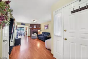 269 Spruce Ct, Raritan Township, NJ 08822 - Photo 2
