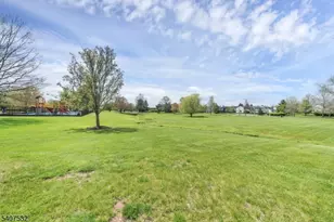 269 Spruce Ct, Raritan Township, NJ 08822 - Photo 22