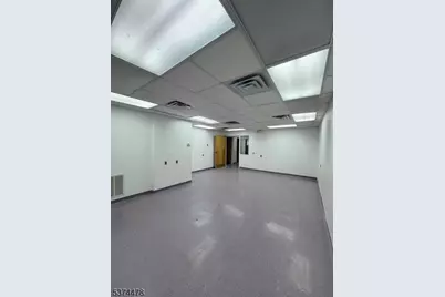 481 Memorial Pkwy, Phillipsburg, NJ 08865 - Photo 24