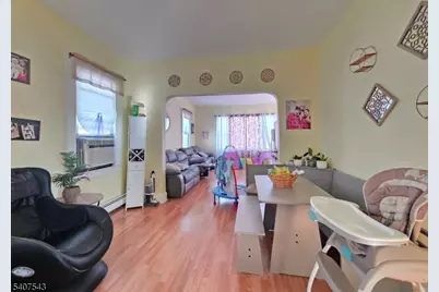 15 E Price St, Linden, NJ 07036 - Photo 24