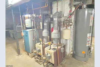 15 E Price St, Linden, NJ 07036 - Photo 4