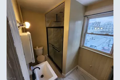 143 S Clinton St #3, East Orange, NJ 07018 - Photo 6