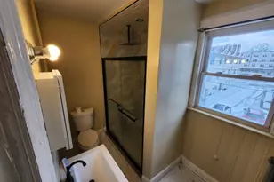 143 S Clinton St, East Orange, NJ 07018 - Photo 6