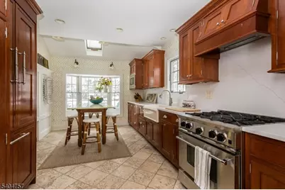 256 Forest Ave, Glen Ridge, NJ 07028 - Photo 20