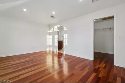 282 South St #B, New Providence, NJ 07974 - Photo 8