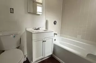 528 Valley Brook Ave, Lyndhurst Township, NJ 07071 - Photo 8