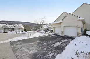 2 Caleb Ct, Hardyston Township, NJ 07419 - Photo 2