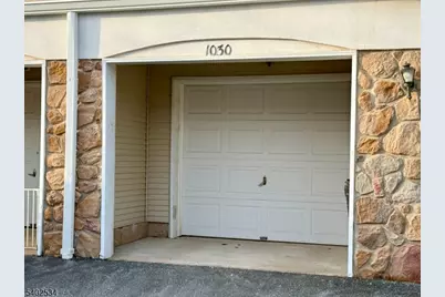 1030 Shadowlawn Dr, Green Brook Township, NJ 08812 - Photo 32