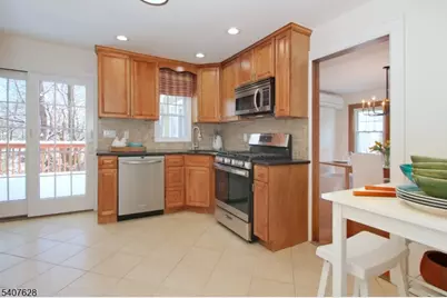 371 Essex Ave, Bloomfield, NJ 07003 - Photo 20