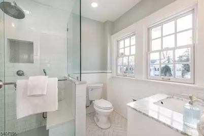 25 Melrose Pl, Montclair, NJ 07042 - Photo 24