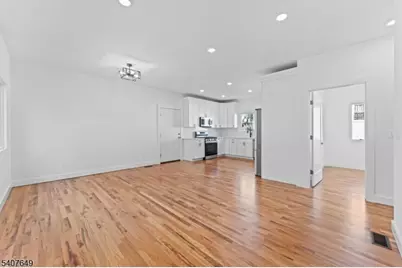 246 Cortlandt St #1, Belleville, NJ 07109 - Photo 4