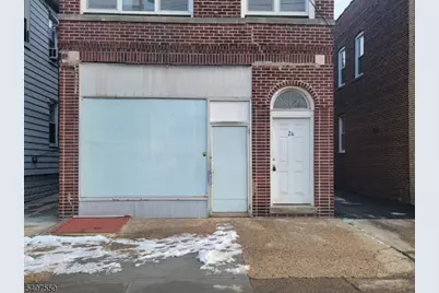 24 E Price St, Linden, NJ 07036 - Photo 2