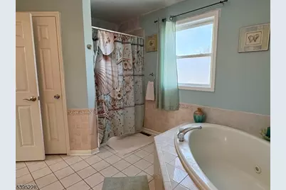 13 Witherwood Dr, Hardyston Township, NJ 07419 - Photo 24