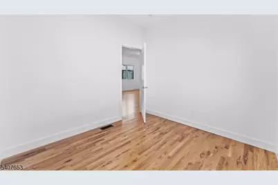 246 Cortlandt St #2, Belleville, NJ 07109 - Photo 8