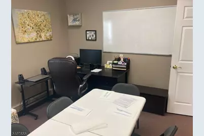 35 Clyde Rd, Franklin Township, NJ 08873 - Photo 6