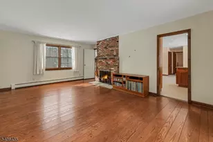 6 Prides Crossing, Chester, NJ 07930 - Photo 14