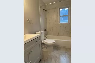 40 Johnson Ave, Cranford Township, NJ 07016 - Photo 16