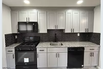 40 Johnson Ave, Cranford Township, NJ 07016 - Photo 8