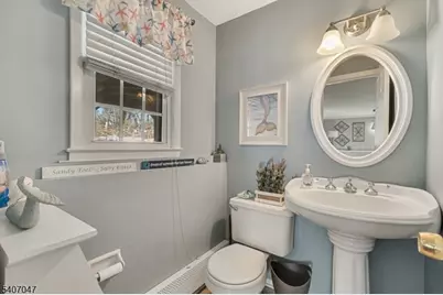 1 Via Vitale, Kenilworth, NJ 07033 - Photo 16