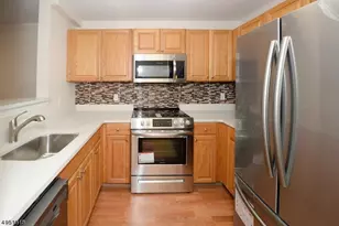 318 54th St, West New York, NJ 07093 - Photo 8