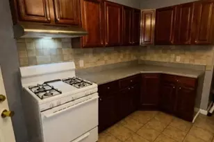 509 E 26th St, Paterson, NJ 07514 - Photo 8