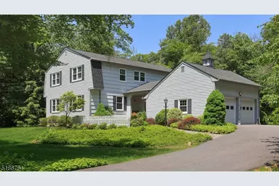 25 Angus Ln, Warren Township, NJ 07059 - Photo 1