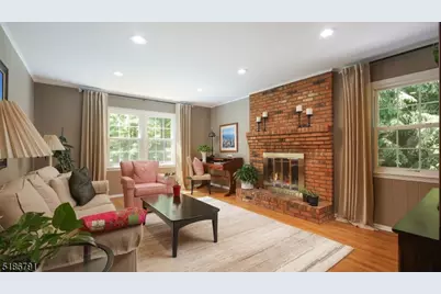 25 Angus Ln, Warren Township, NJ 07059 - Photo 10