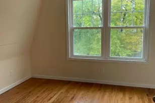 132 Willow St, Bloomfield, NJ 07003 - Photo 2