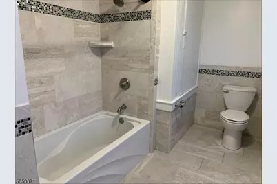 15 Washburn Pl, 2nd Floor, Caldwell, NJ 07006 - Photo 16