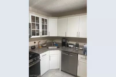 181 Linden St #181, Mahwah, NJ 07430 - Photo 6