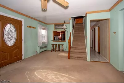 229 East Ln, Clark Township, NJ 07066 - Photo 6