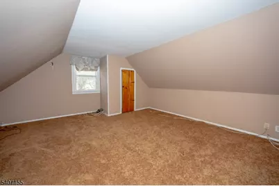 229 East Ln, Clark Township, NJ 07066 - Photo 20