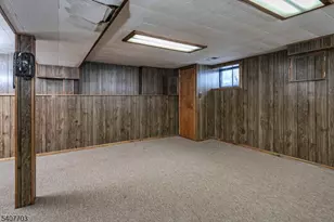 136 Wildflower Ln, Hillsborough Township, NJ 08844 - Photo 12