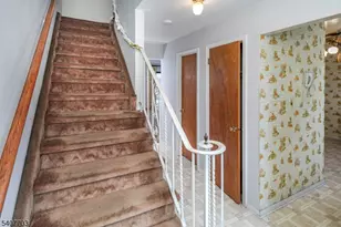 136 Wildflower Ln, Hillsborough Township, NJ 08844 - Photo 6