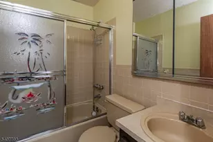 136 Wildflower Ln, Hillsborough Township, NJ 08844 - Photo 10