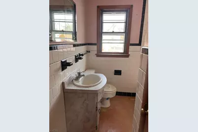 121 Woodbridge Ave, Woodbridge Township, NJ 07077 - Photo 12